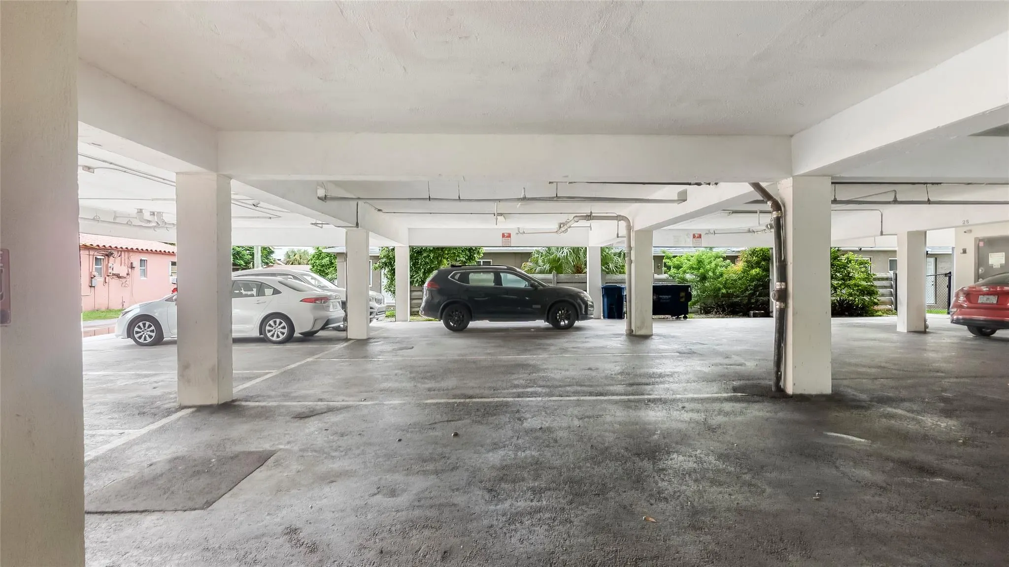 1855 Plunkett St, #304
