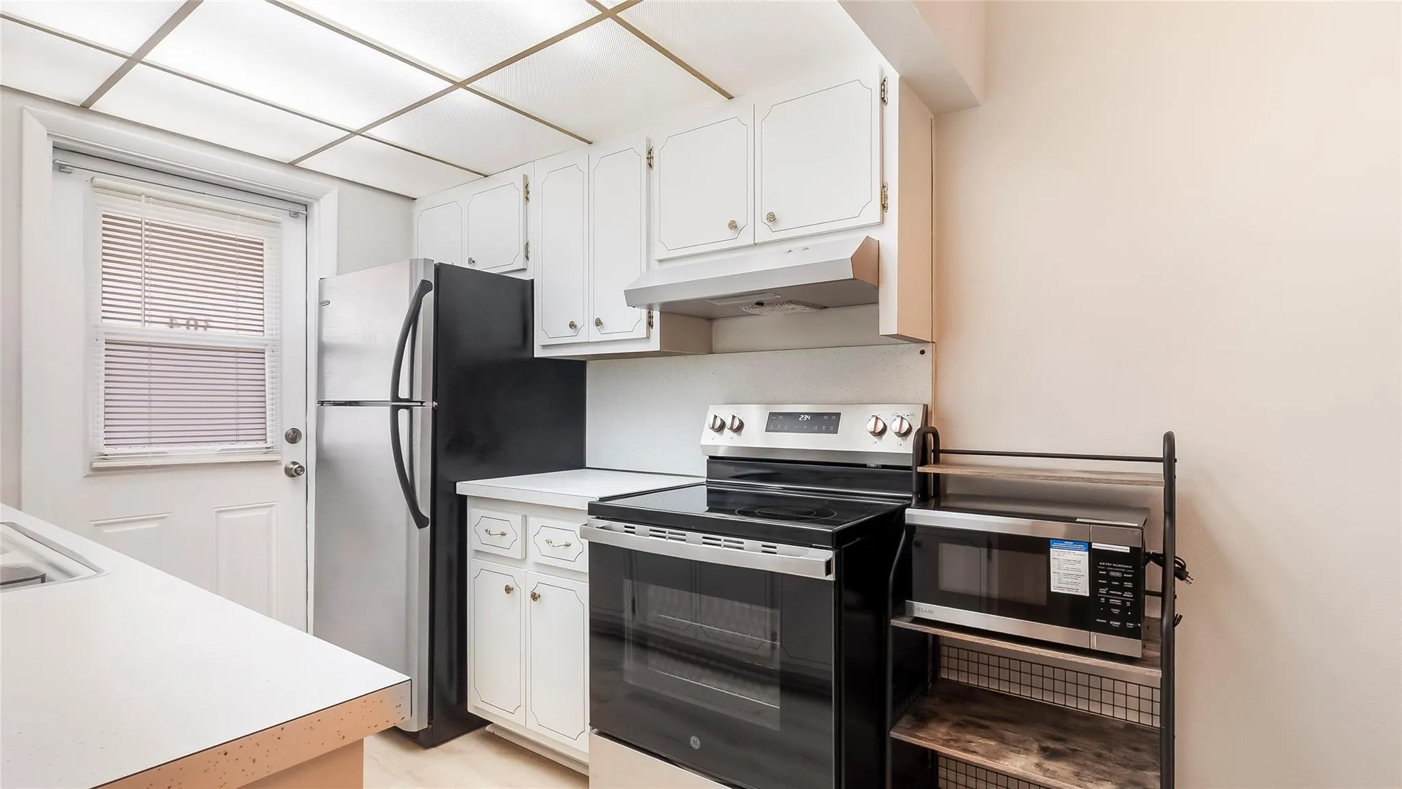 1855 Plunkett St, #304