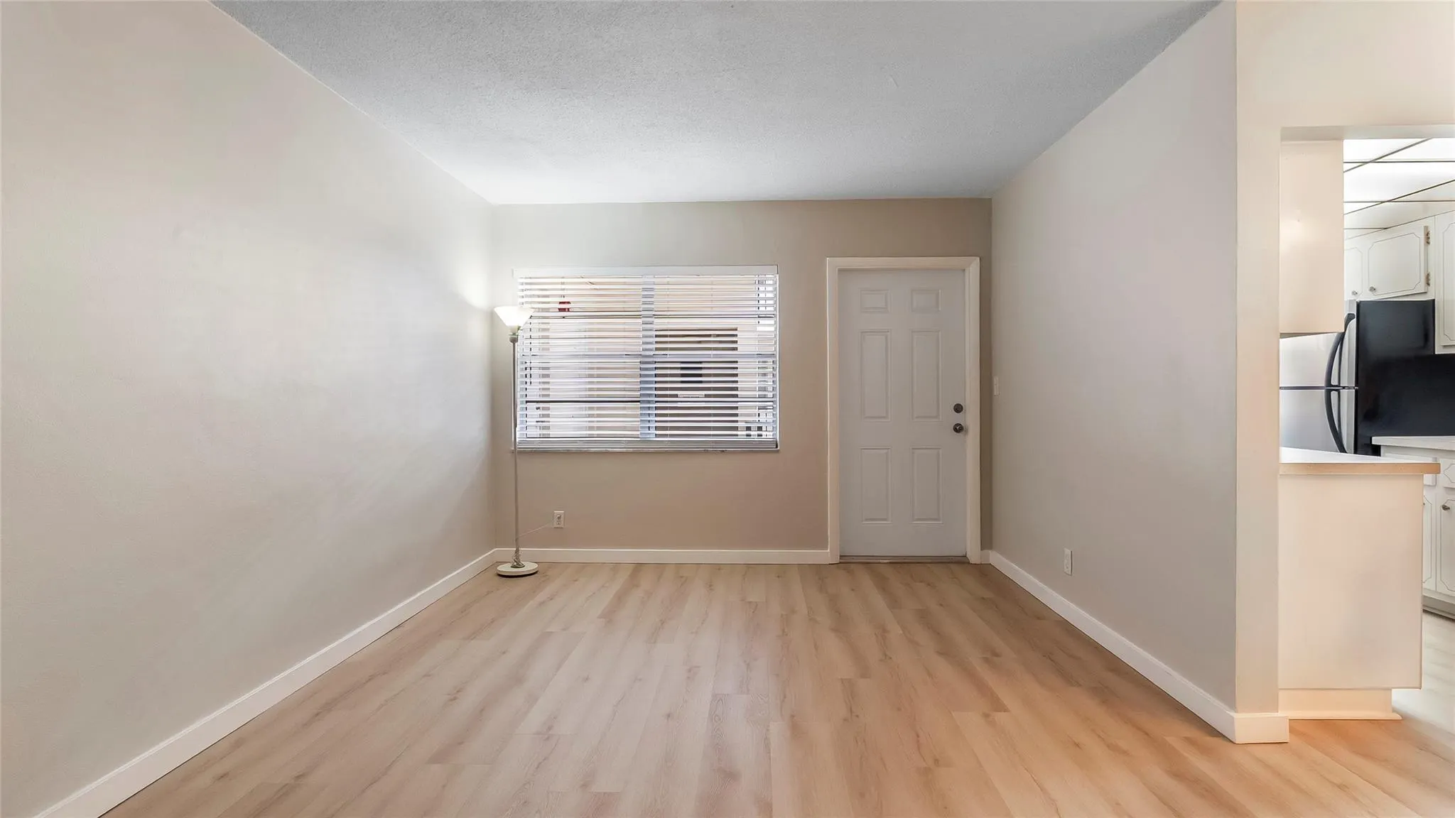 1855 Plunkett St, #304