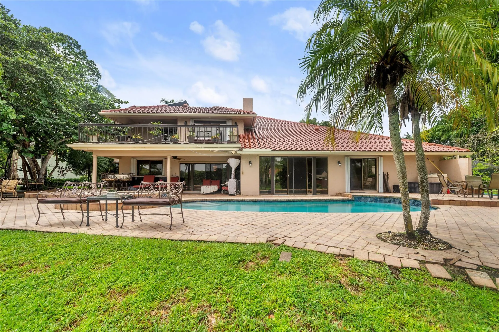 10111 Vestal Ct