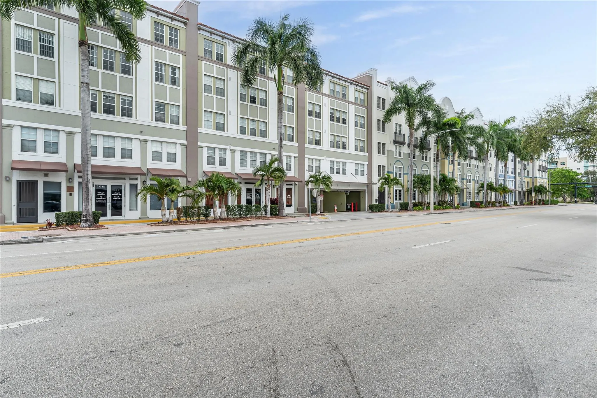 533 NE 3rd Ave, #319