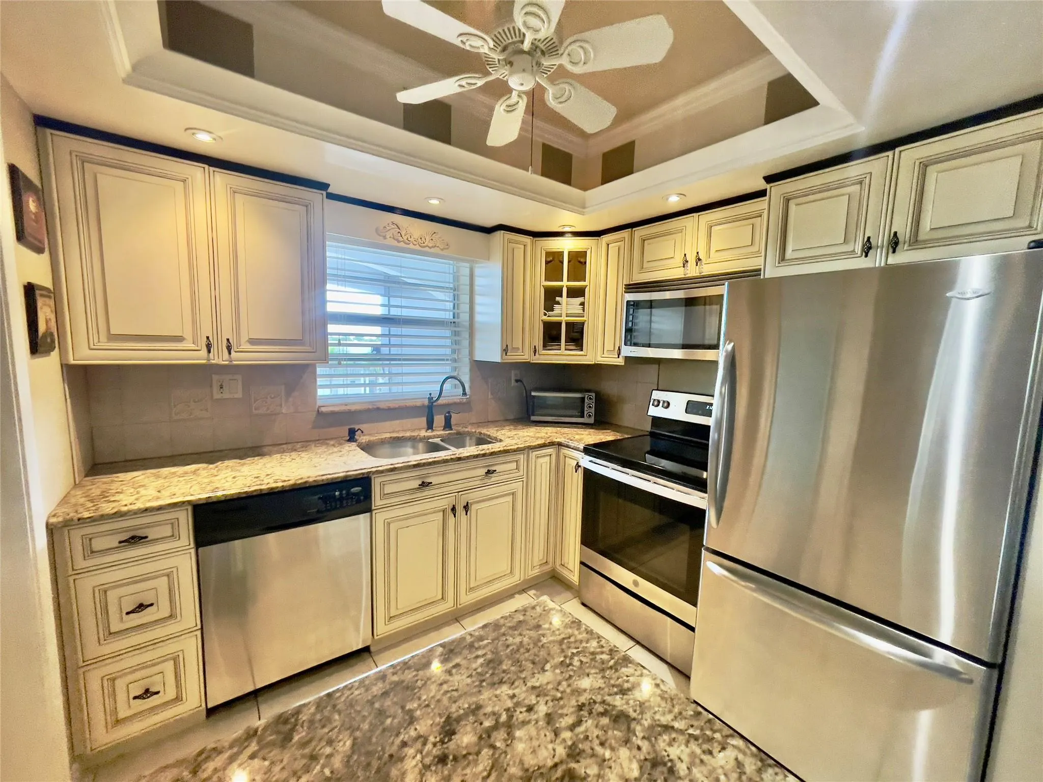 651 E Pine Dr, #310