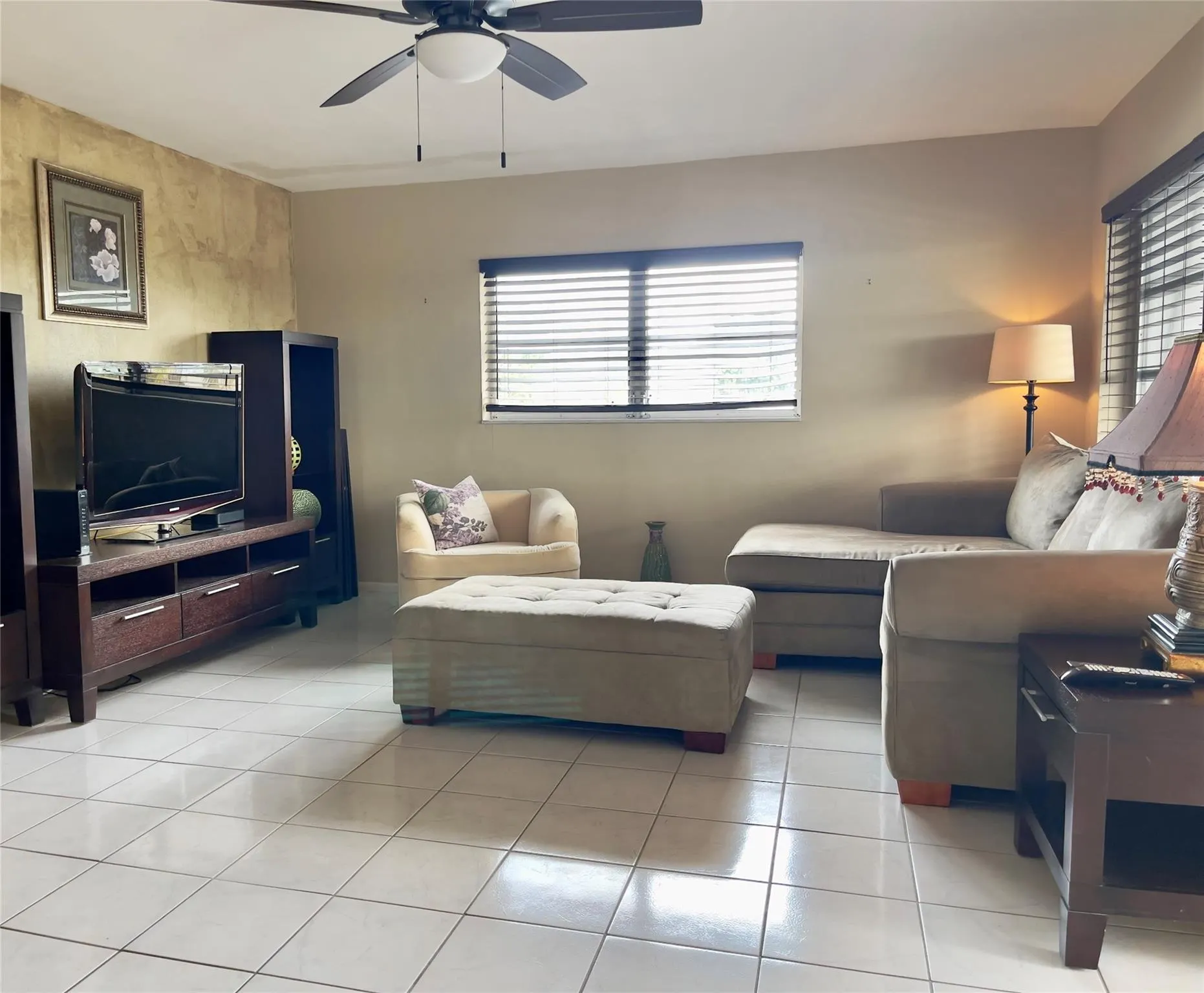651 E Pine Dr, #310