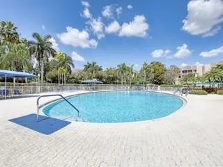 7776 Trent Dr, #305