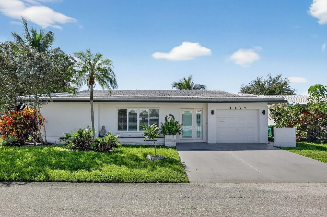 6800 NW 75th St