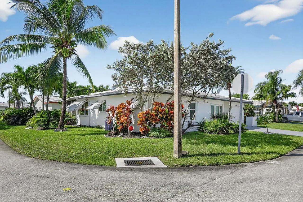 6800 NW 75th St