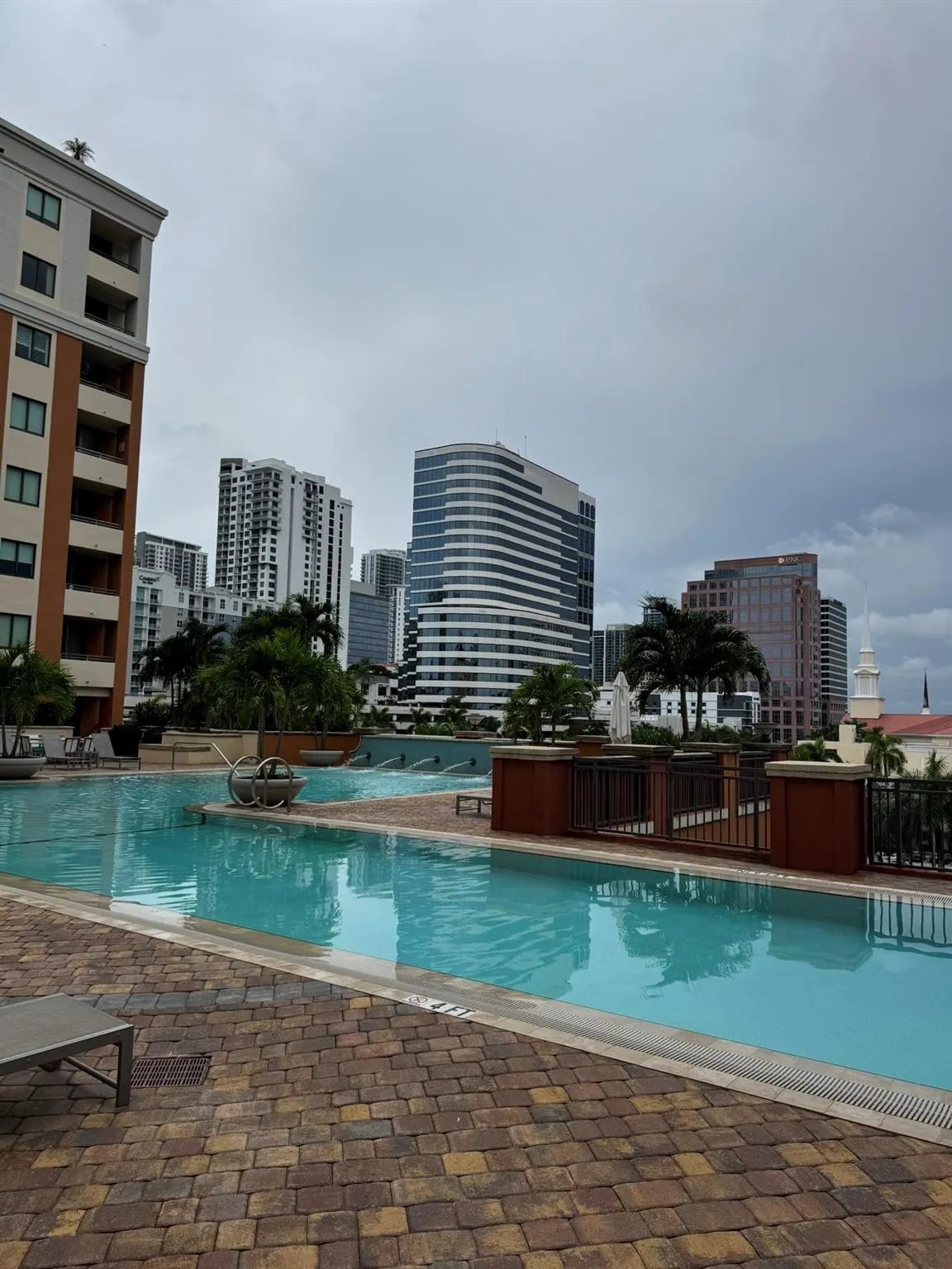 110 N Federal Hwy, #1002