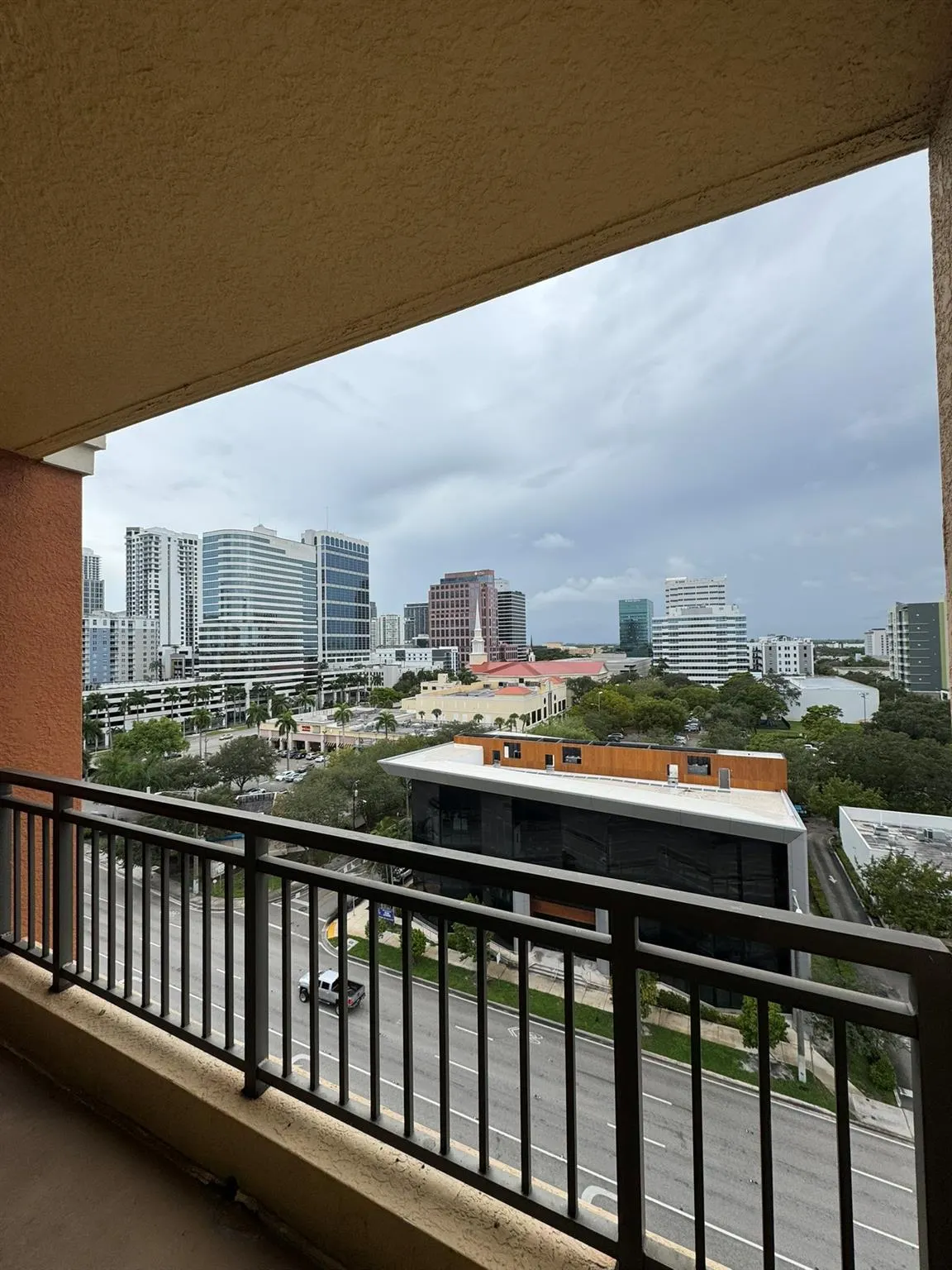 110 N Federal Hwy, #1002