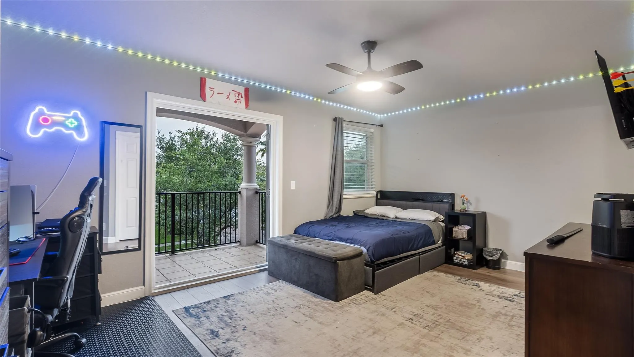 556 Cresta Cir
