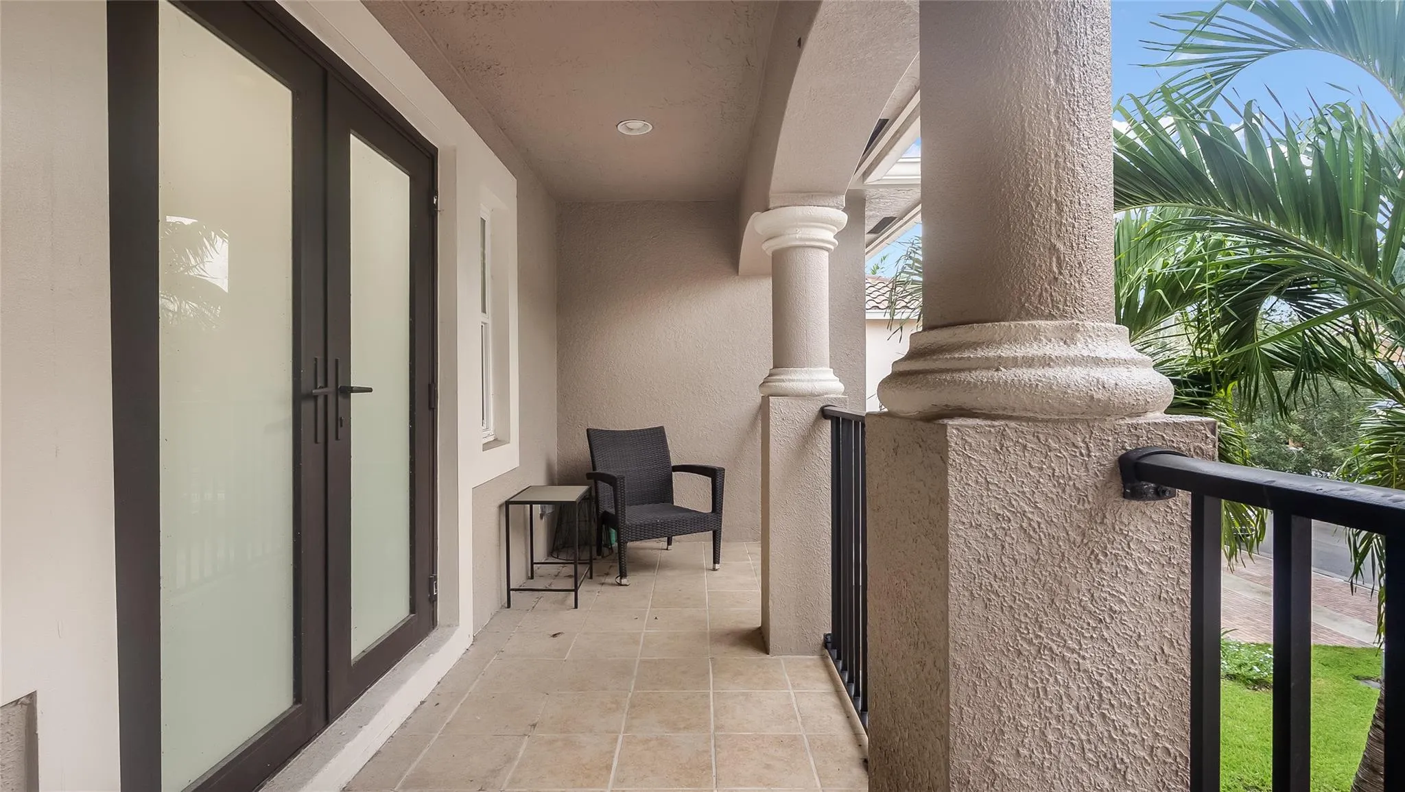 556 Cresta Cir