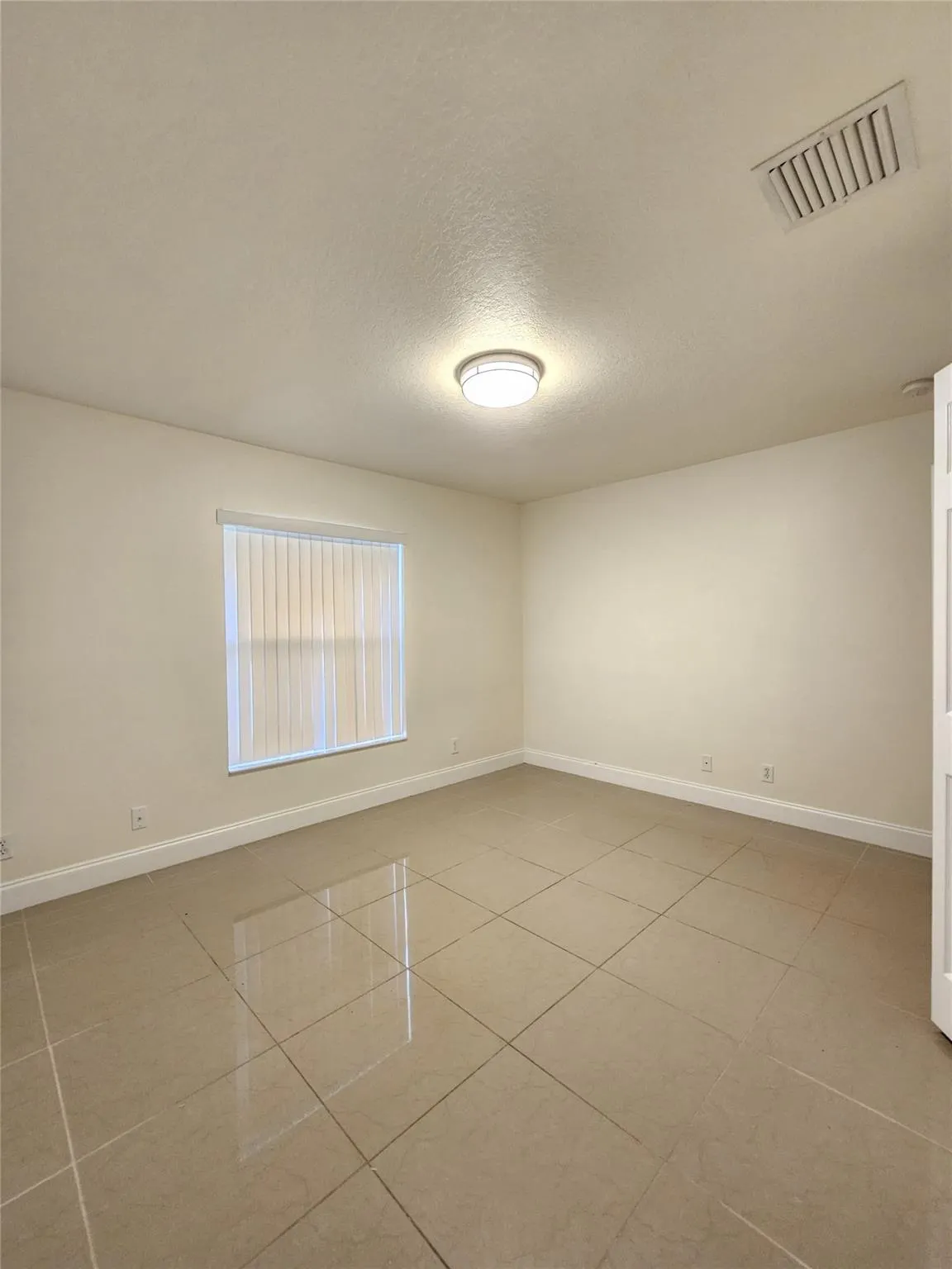 2282 SW Natema Rd