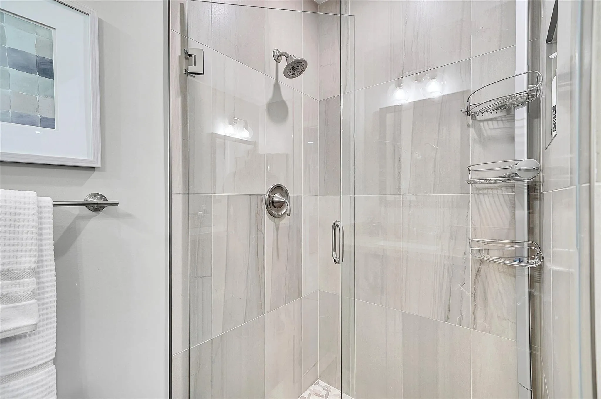 573 Woodgate Cir