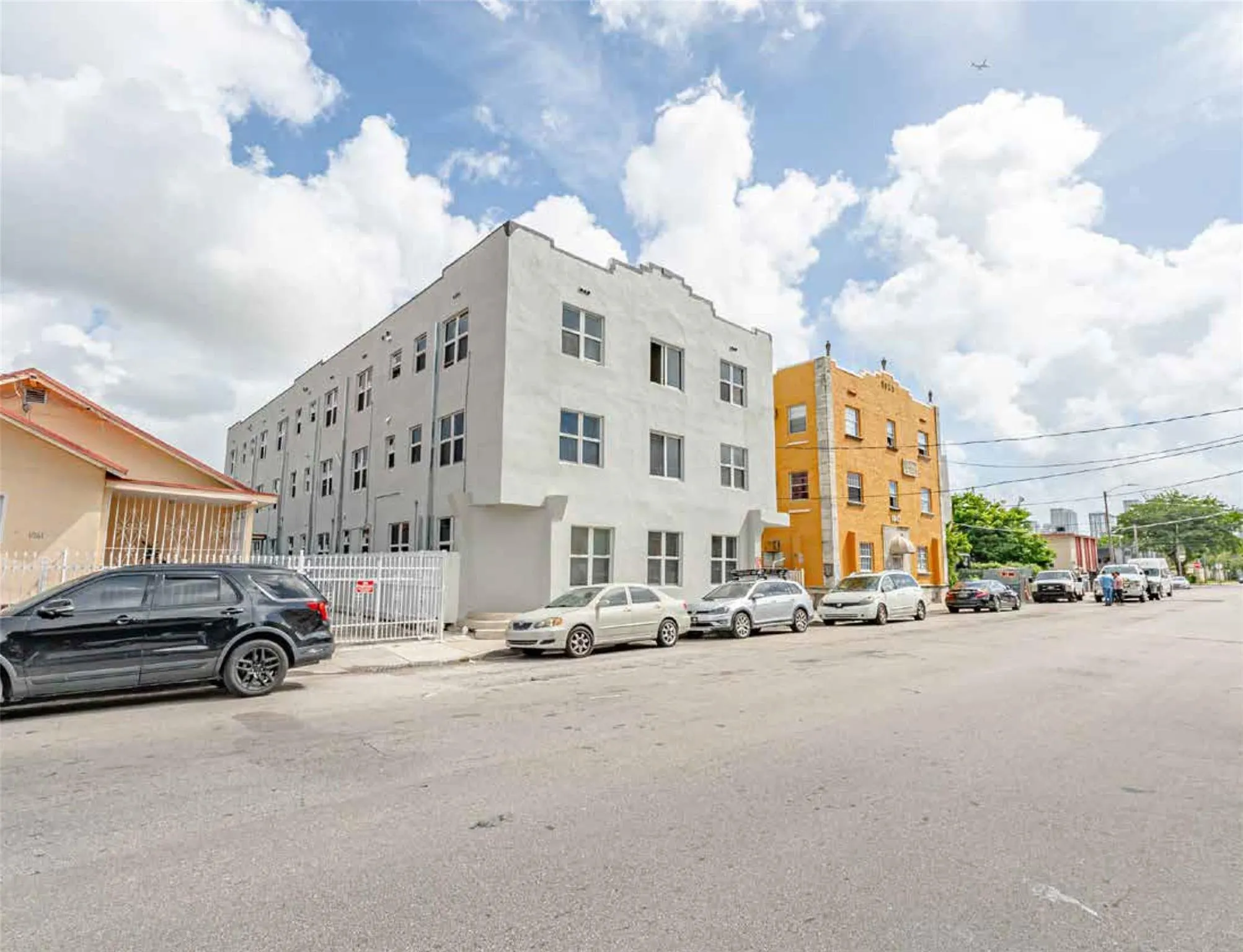 1051 NW 2nd St, #10
