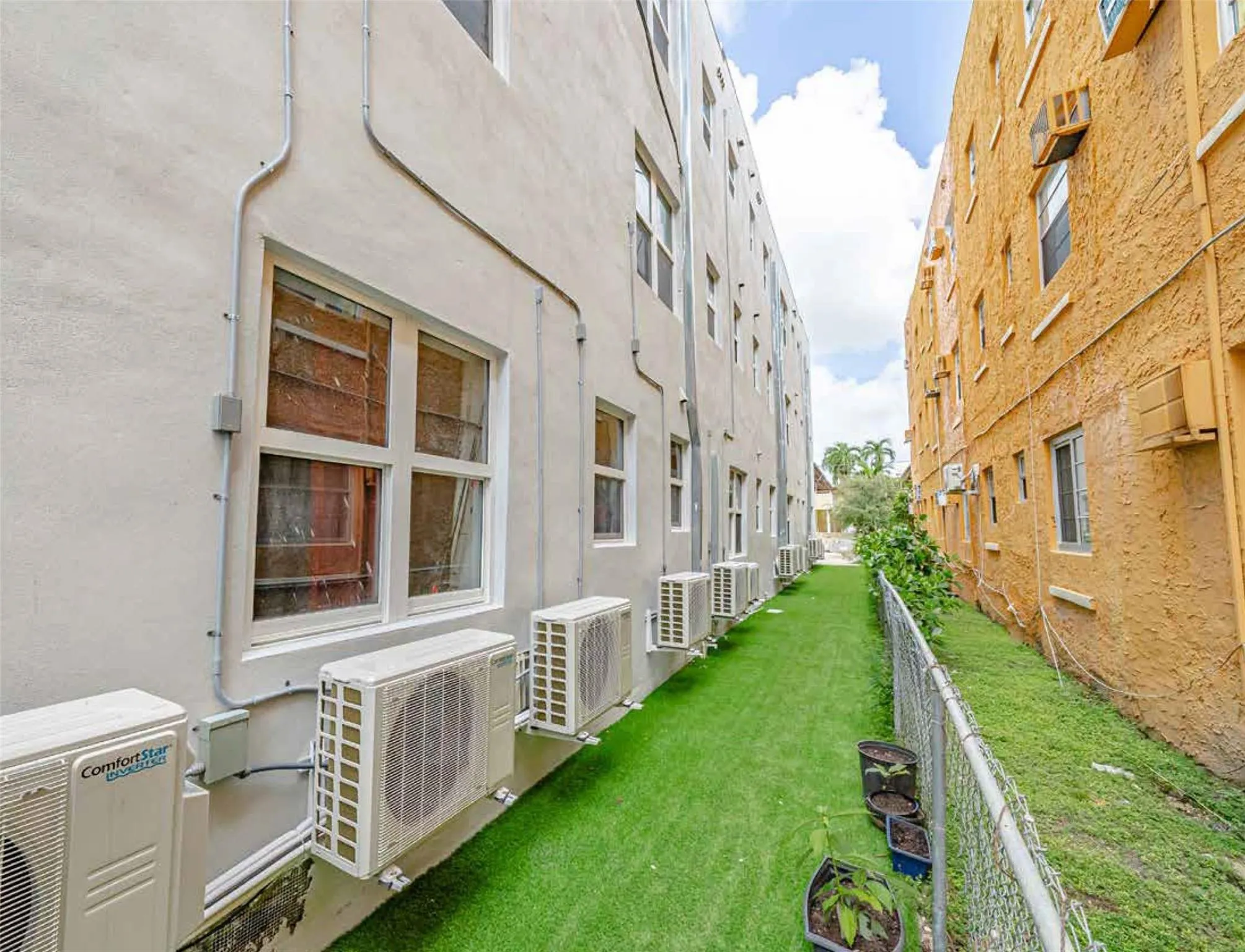 1051 NW 2nd St, #10