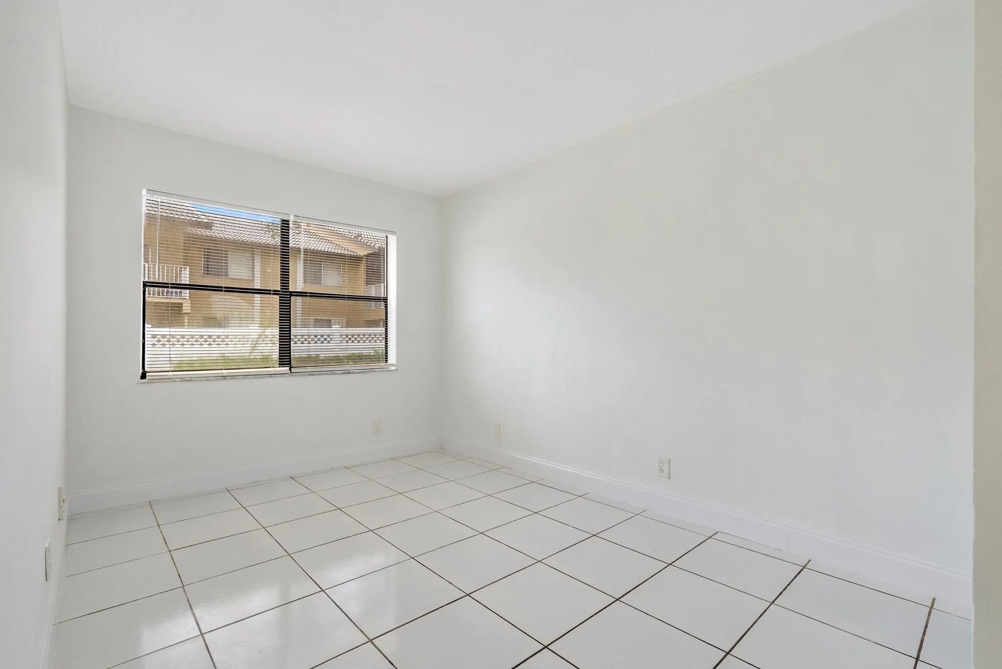 11583 NW 42nd ST, #11583