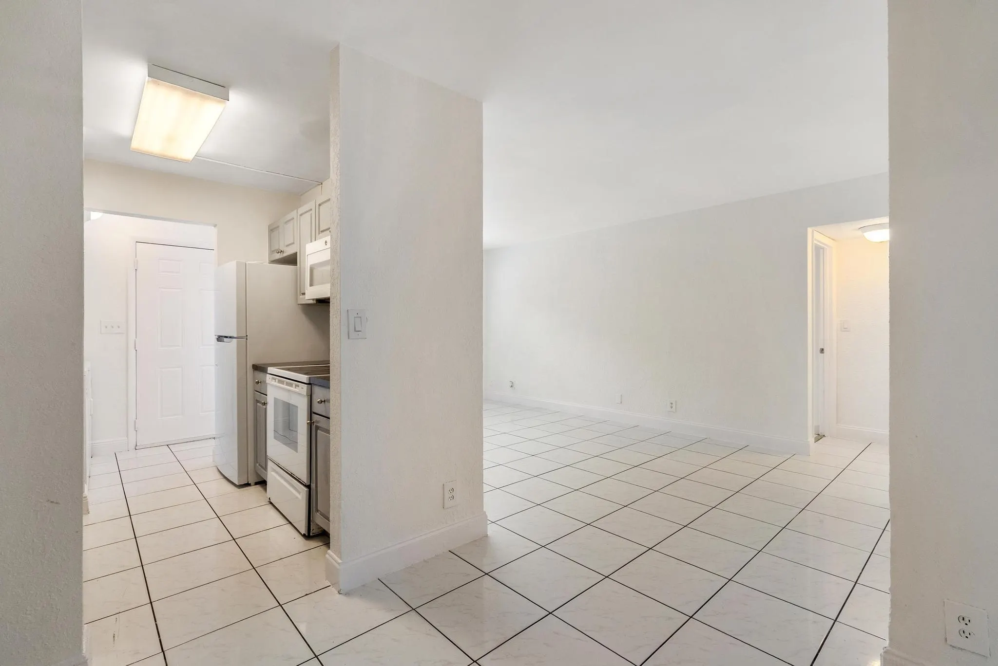 11583 NW 42nd ST, #11583