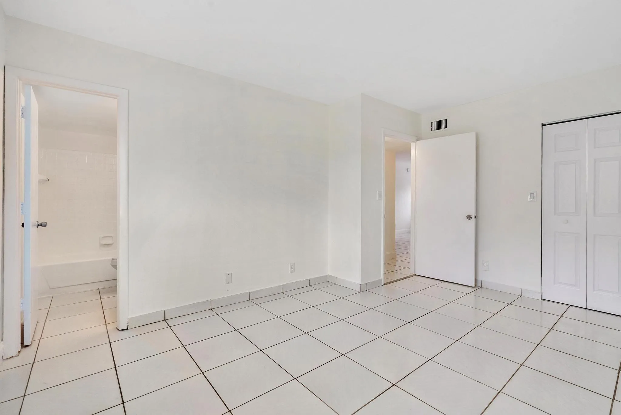 11583 NW 42nd ST, #11583