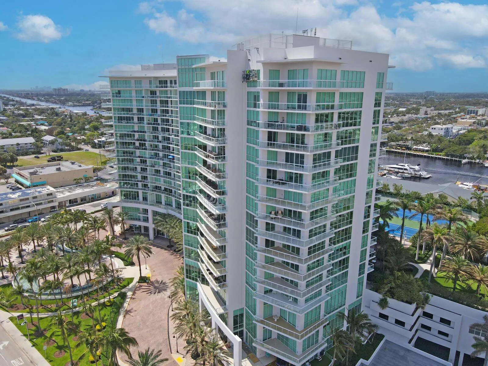 1 N Ocean Blvd, #506