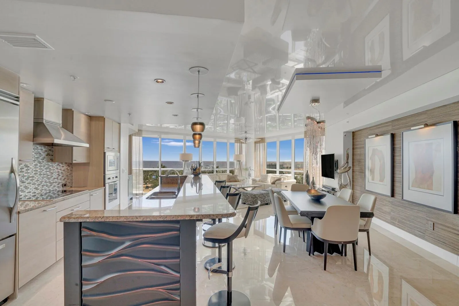 1 N Ocean Blvd, #506