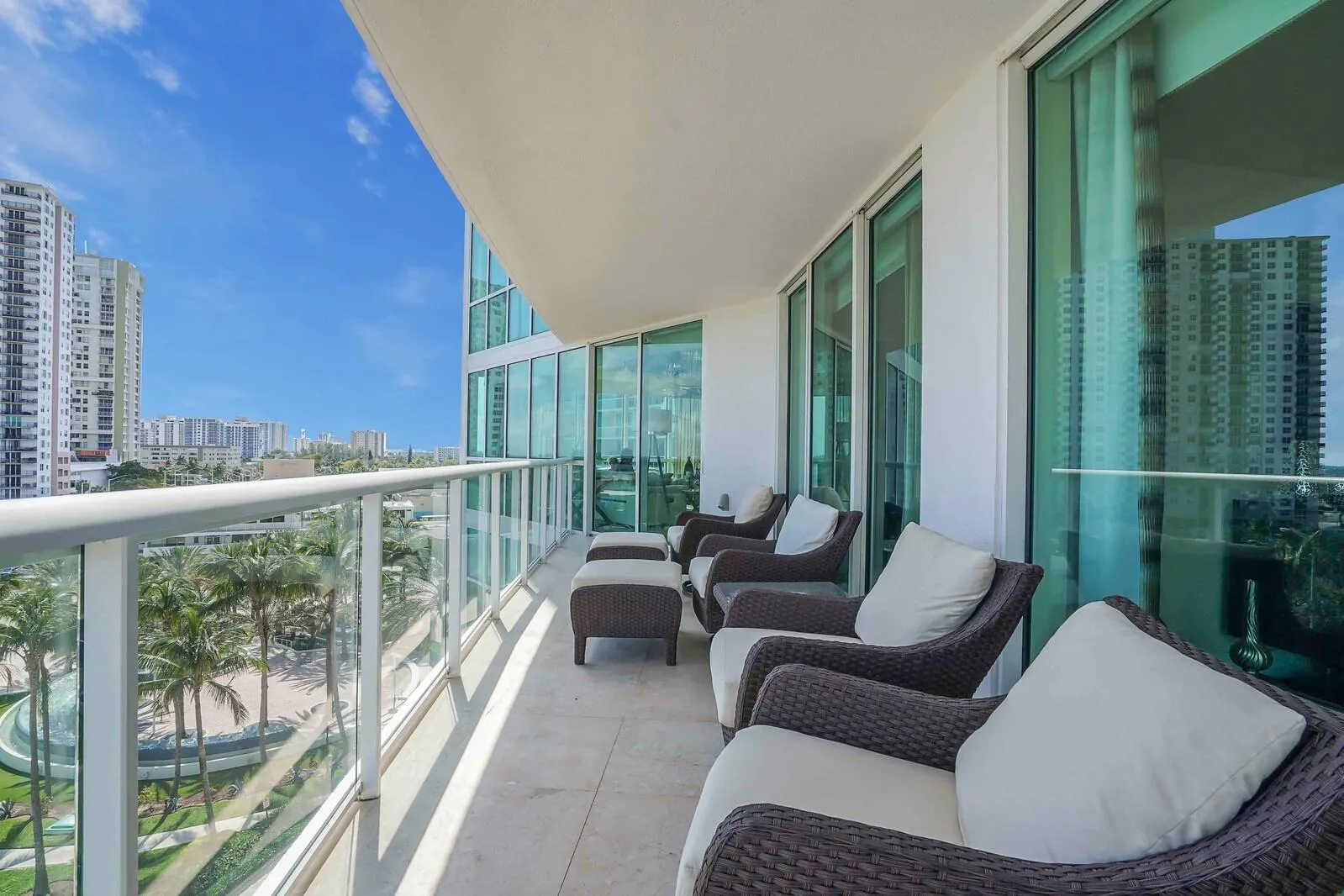 1 N Ocean Blvd, #506