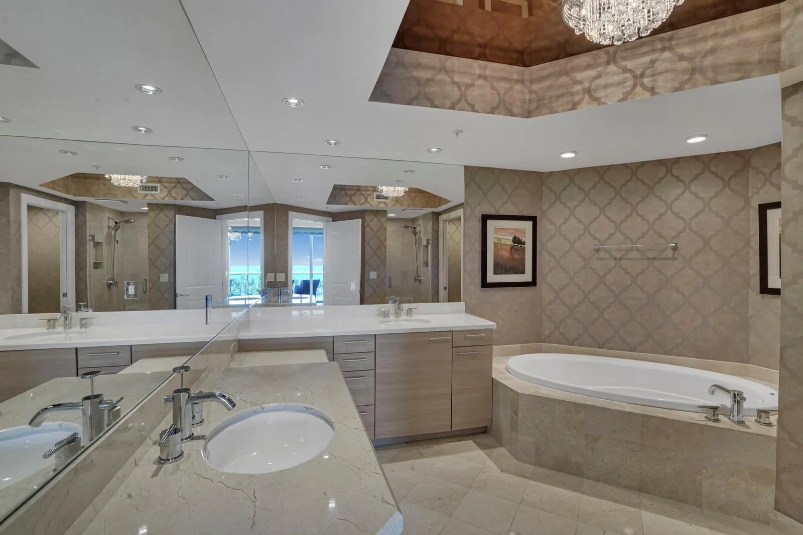 1 N Ocean Blvd, #506