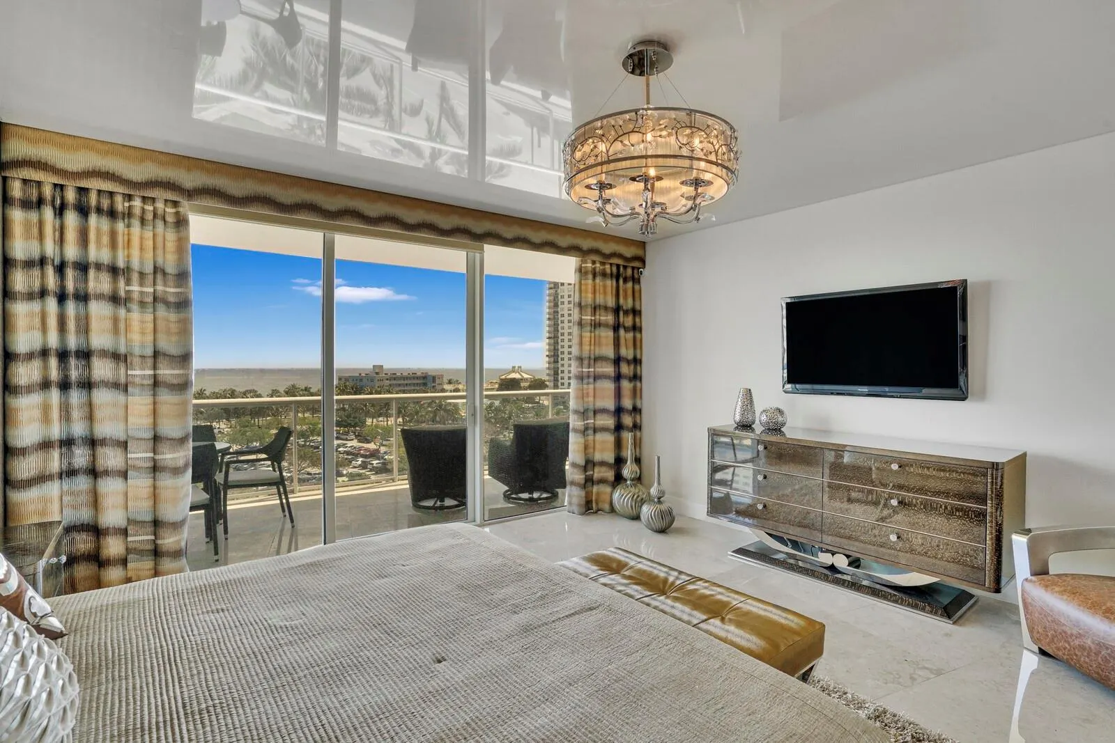 1 N Ocean Blvd, #506