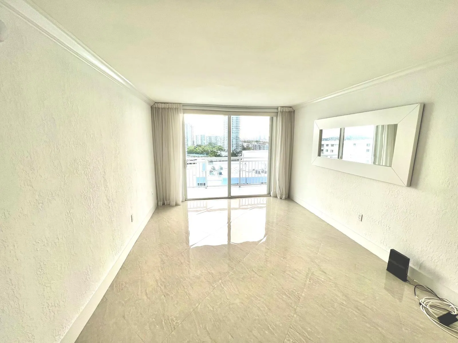1345 Lincoln Rd, #1201