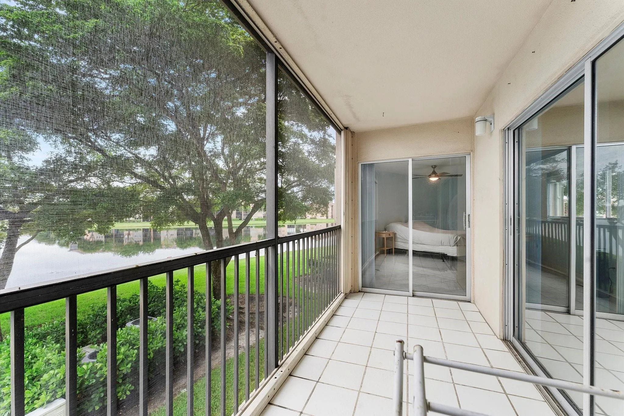 850 SW 138th Ave, #208D