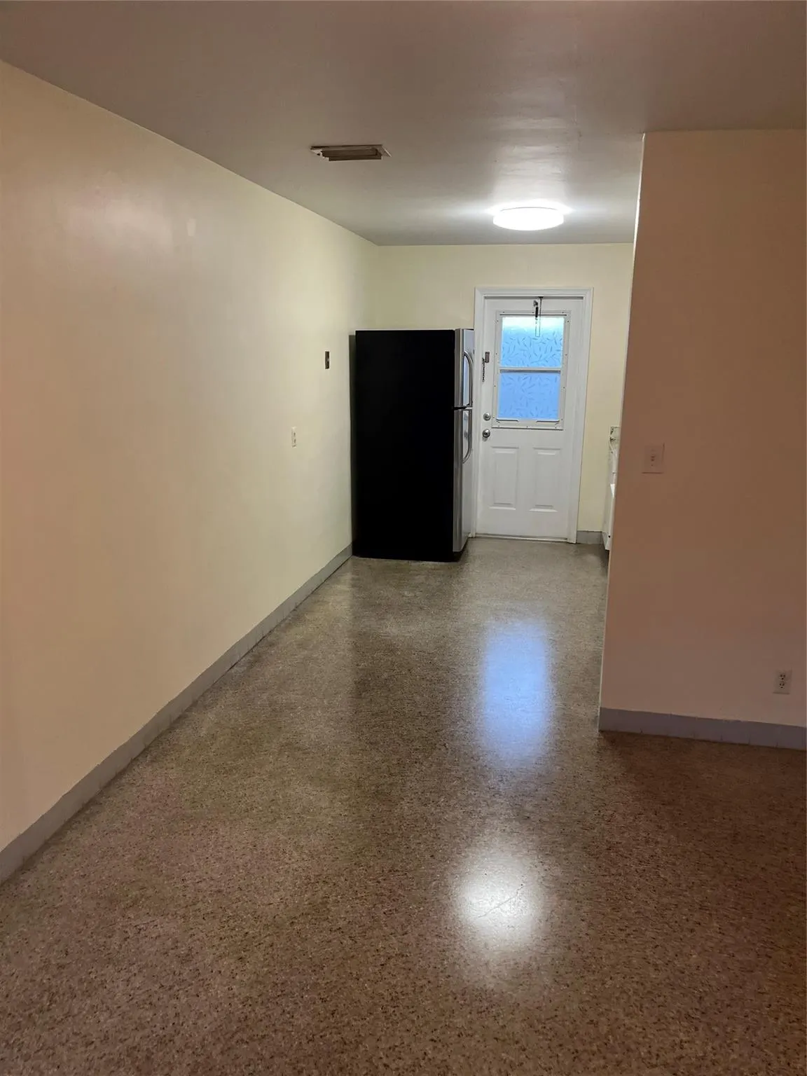 1408 NE 24th Ct