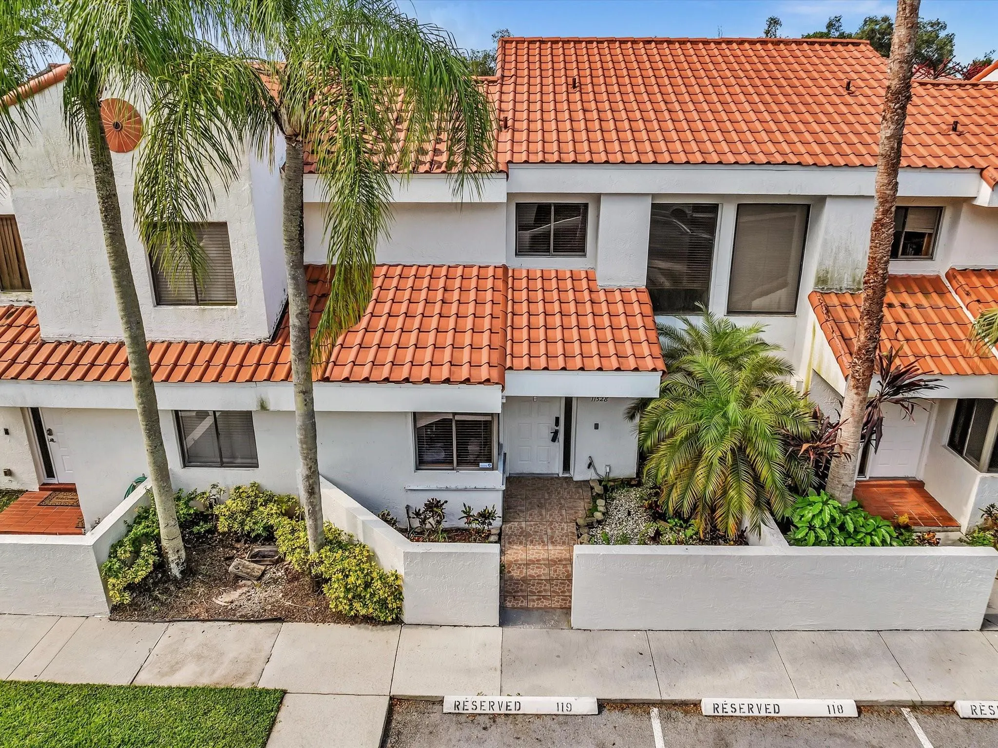 11528 Terra Bella Boulevard