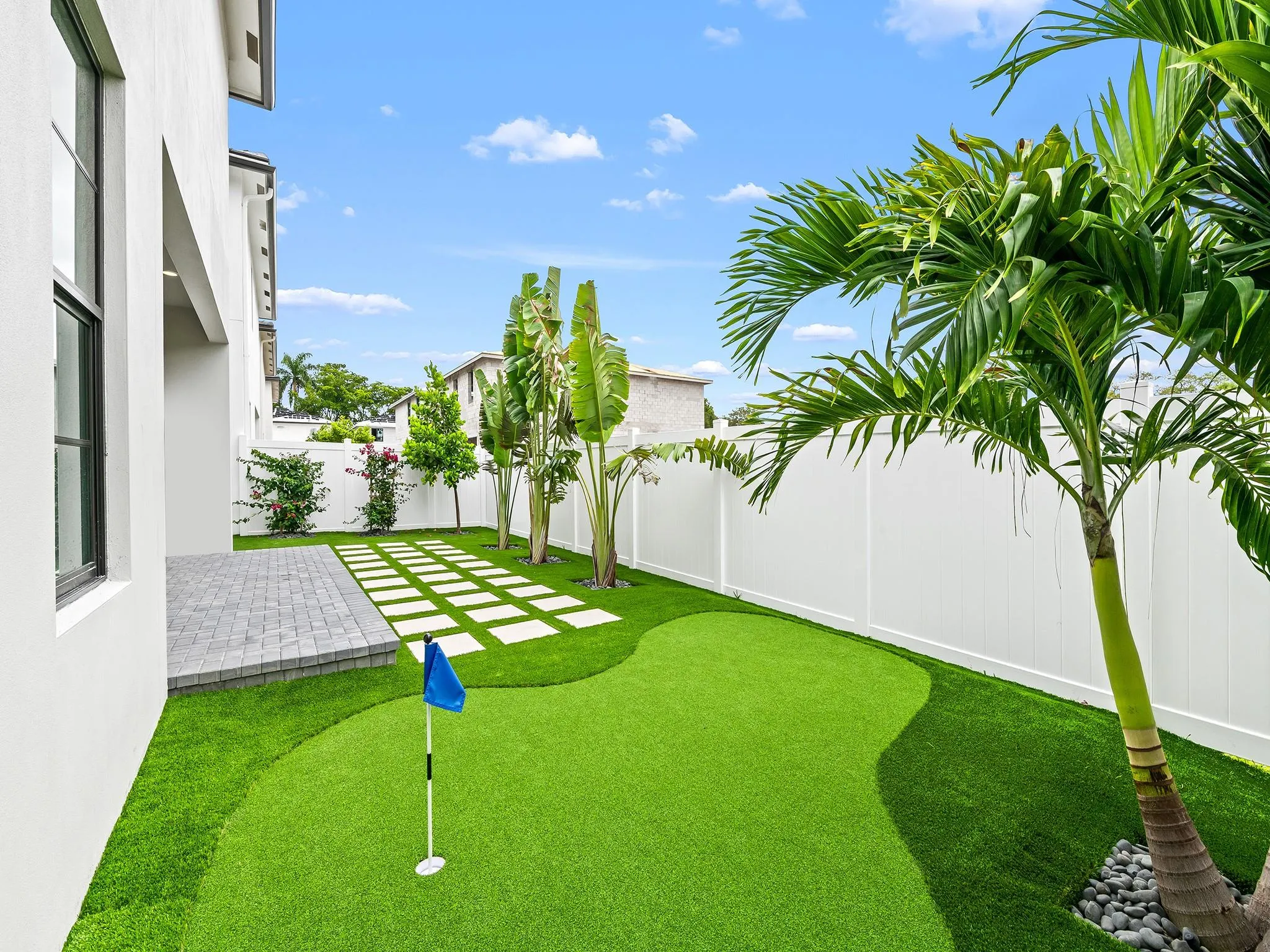 1433 SW 23rd Court