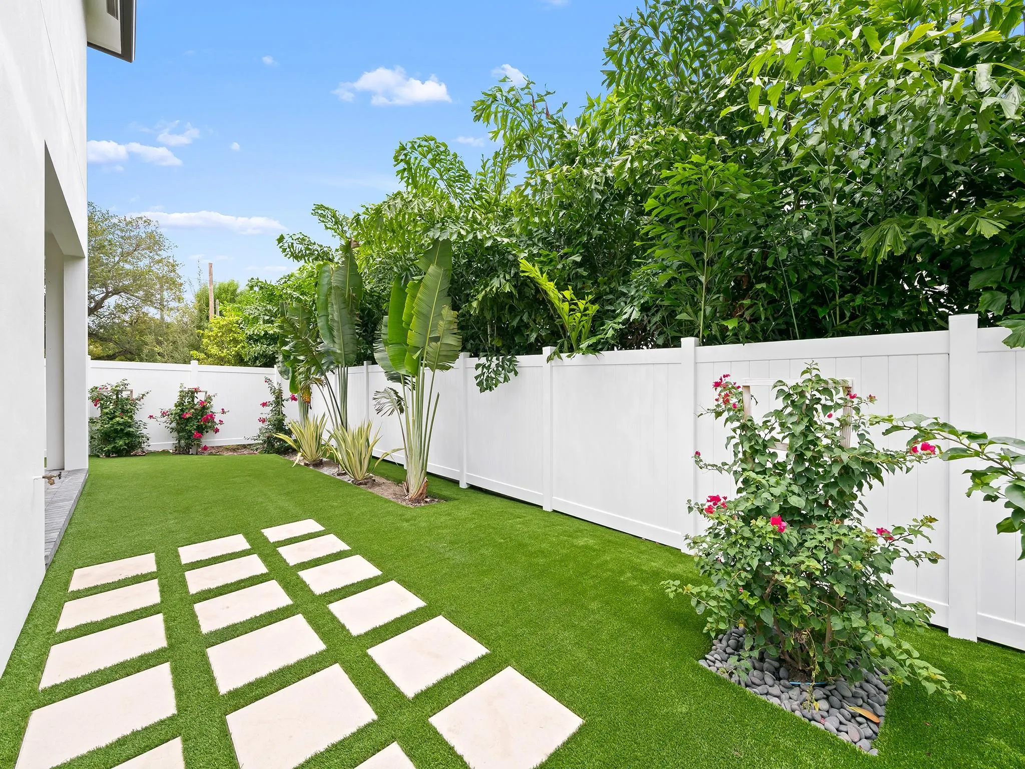 1433 SW 23rd Court