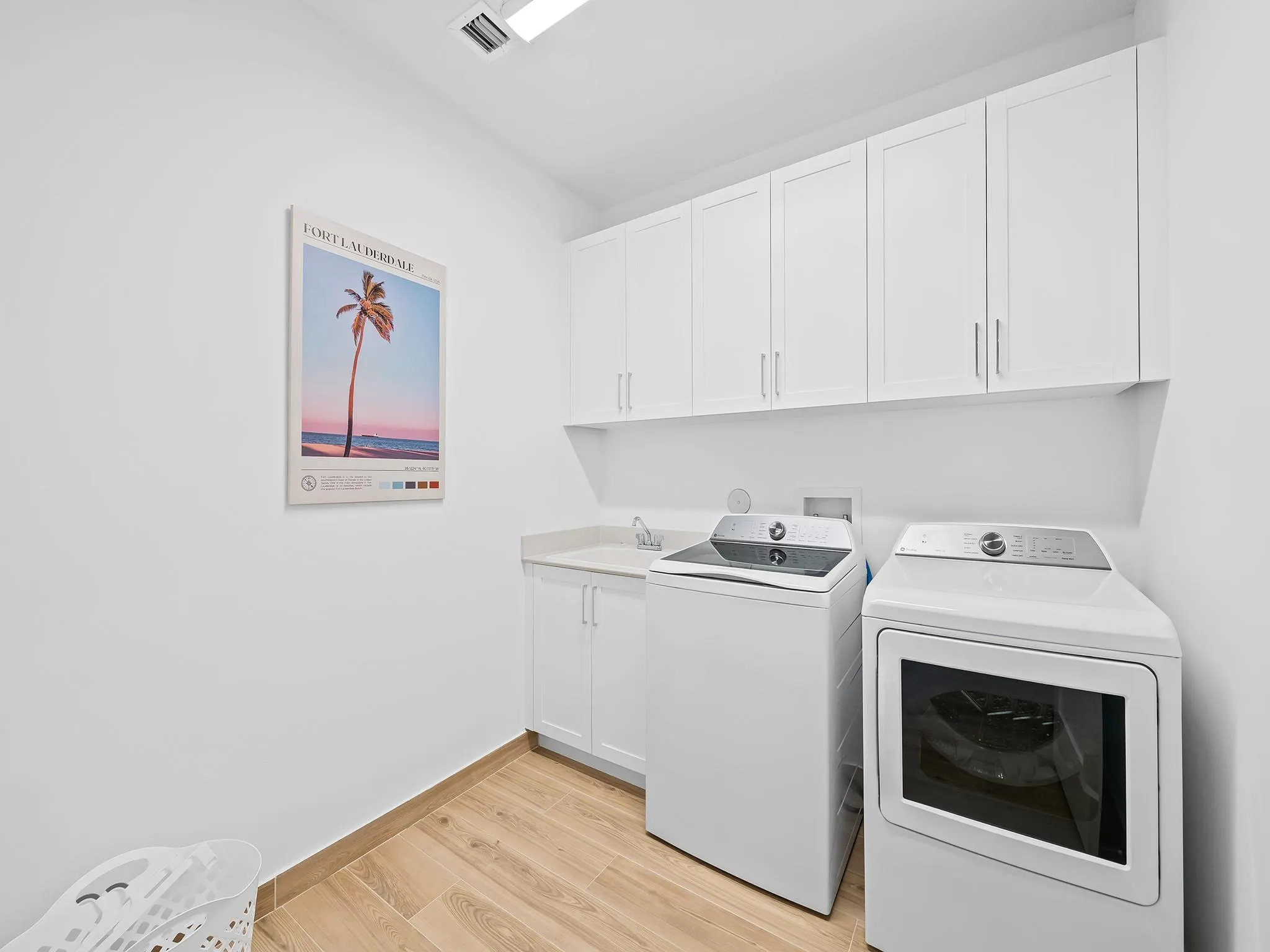 1433 SW 23rd Court