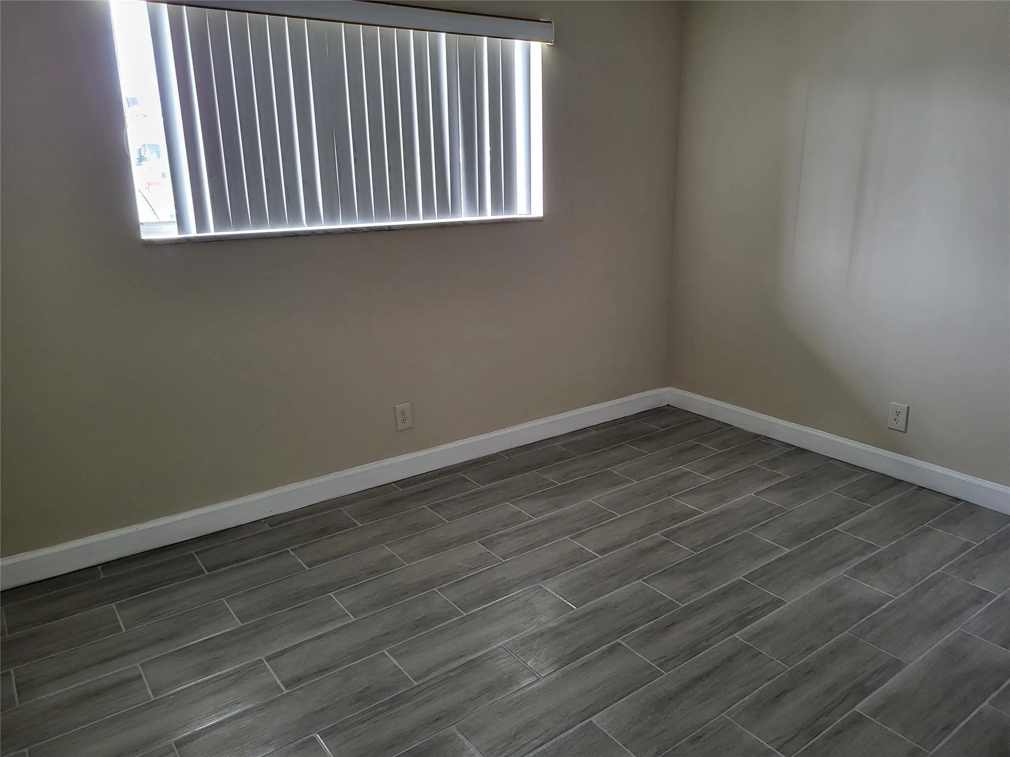 1501 Crescent Cir, #E42