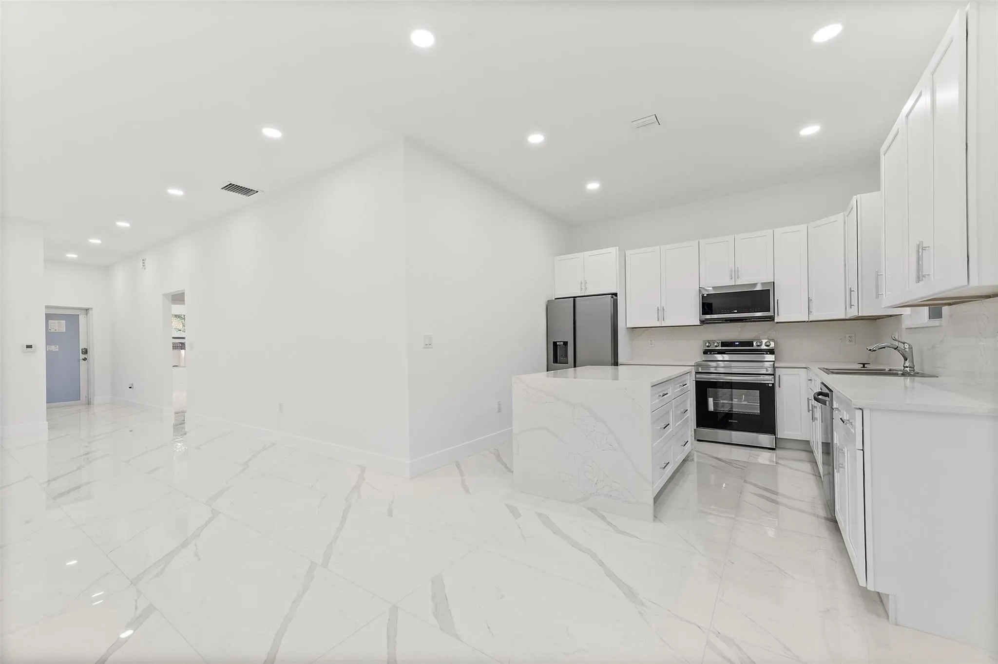 2407 NW 8th st