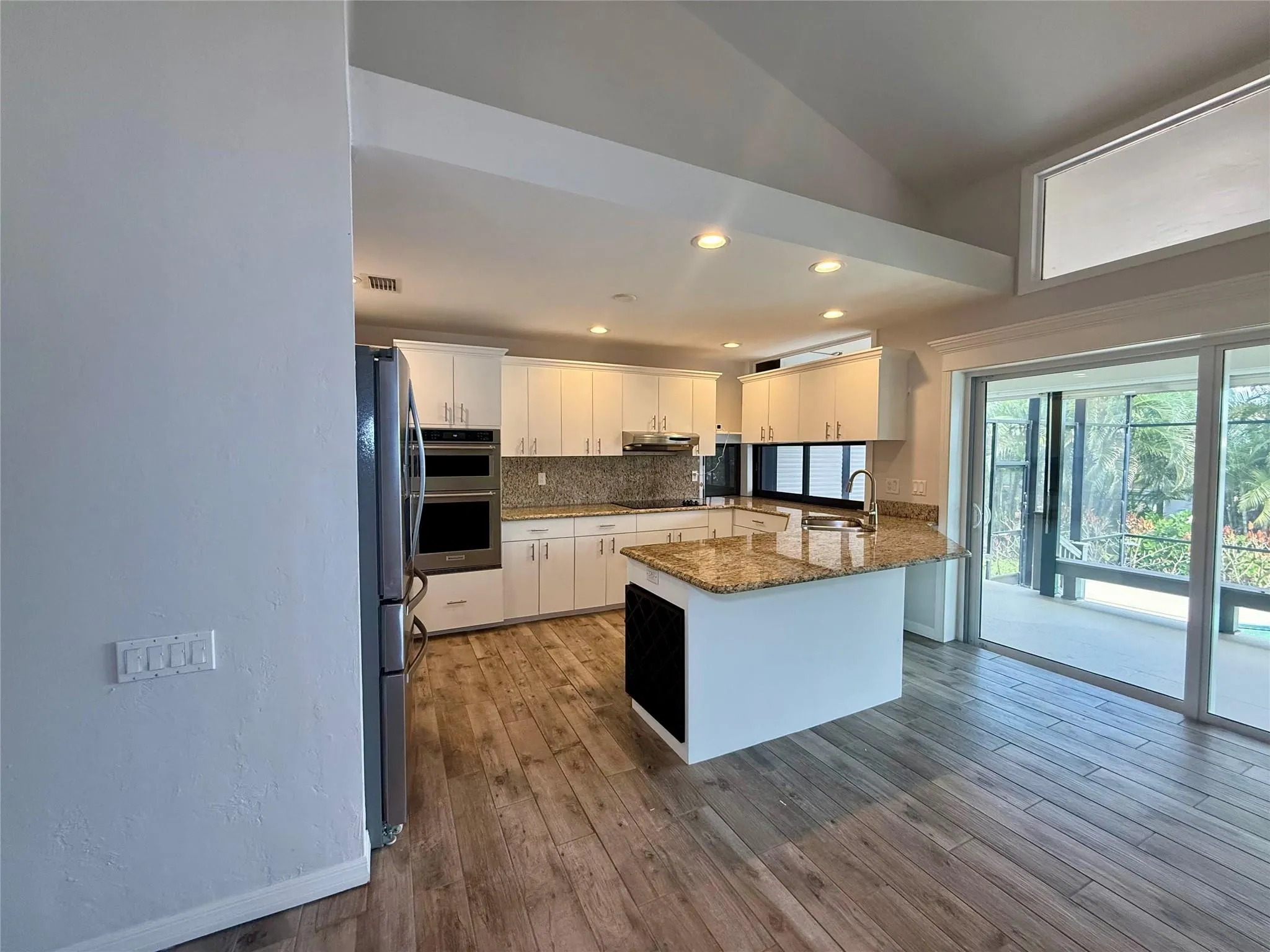 75 N Barfield Dr