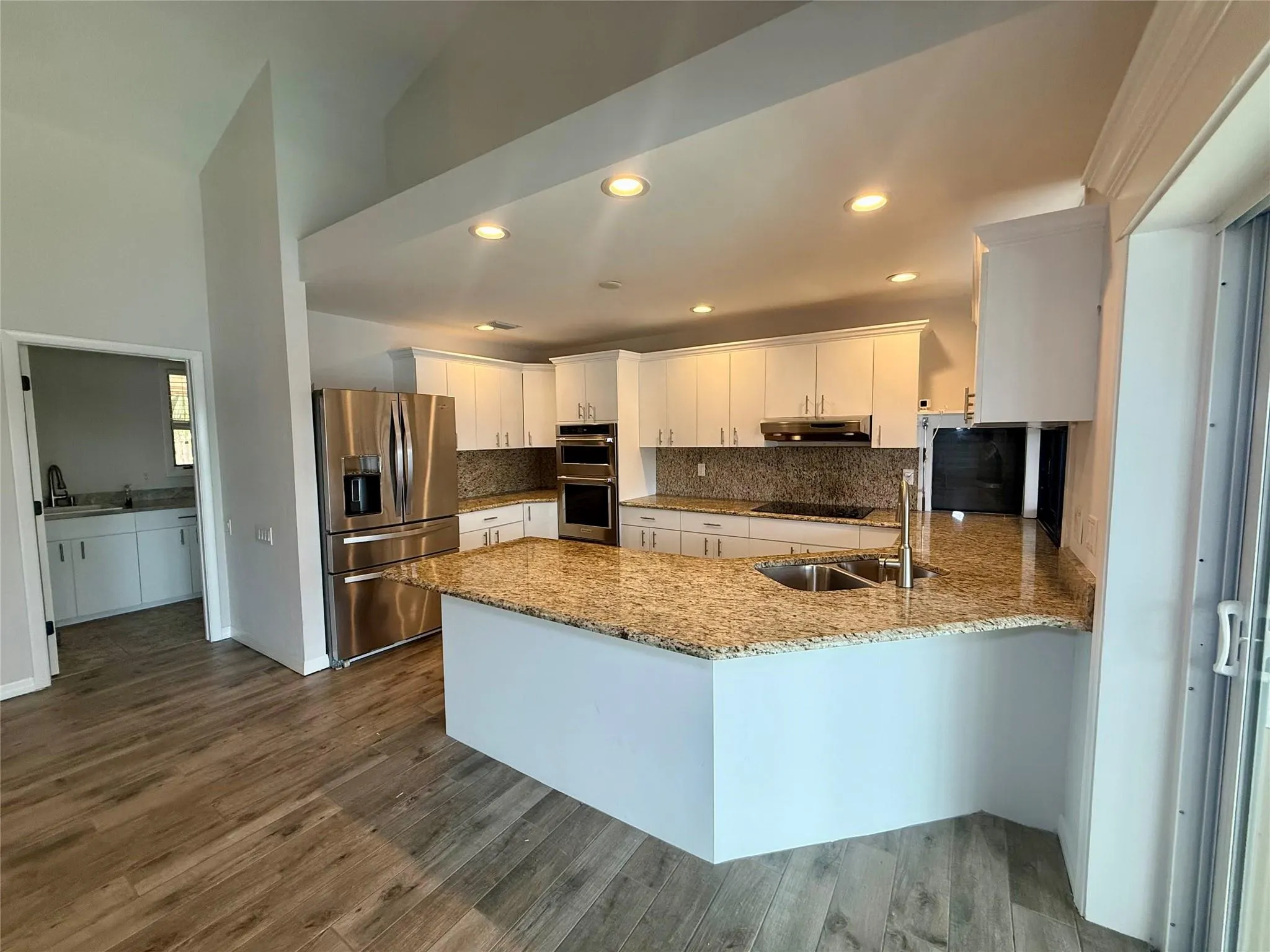 75 N Barfield Dr