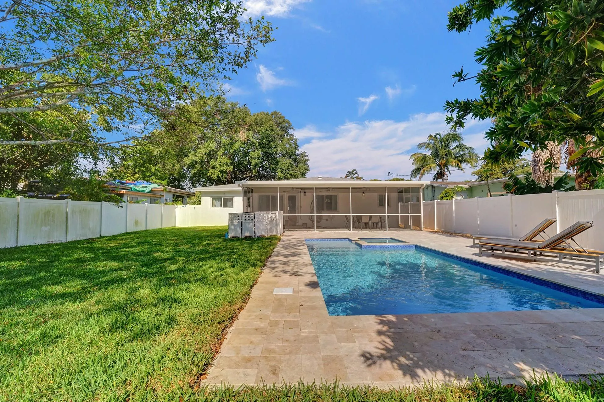 822 NW 6th Ave