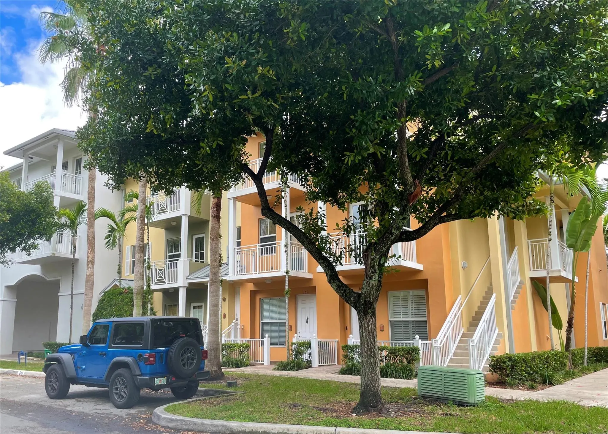 362 SW 13th Terrace, #362