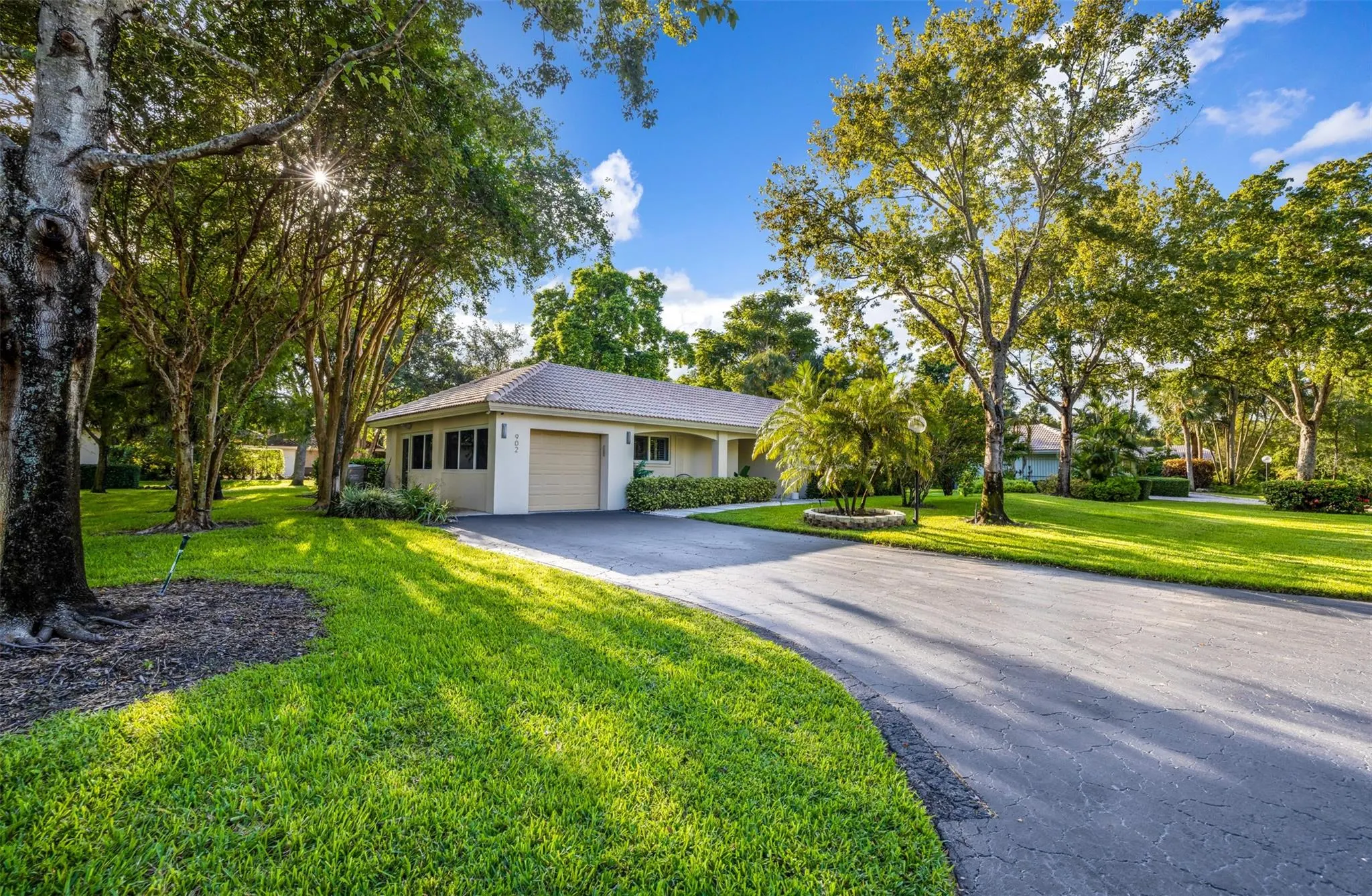 902 Cypress Grove Dr, #902