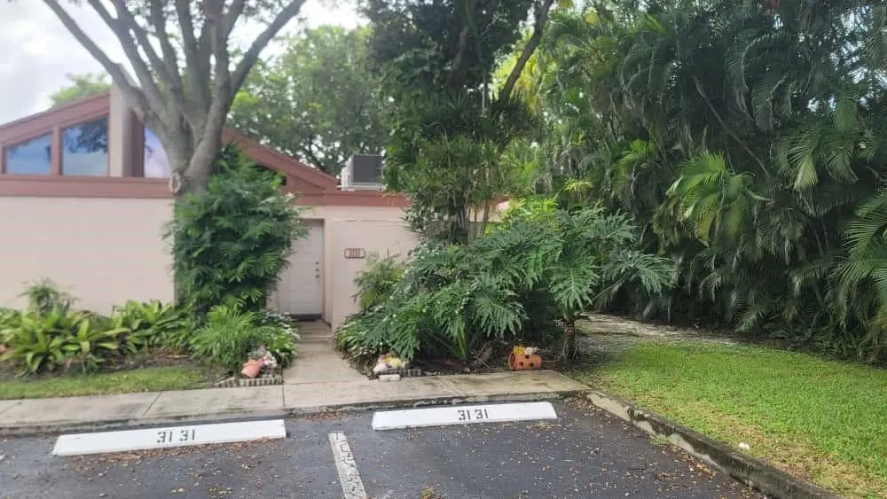 3131 NW 85th Ave