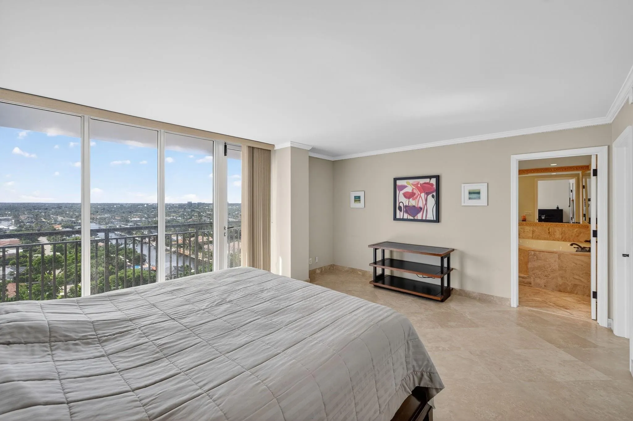 4280 Galt Ocean Dr, #14D