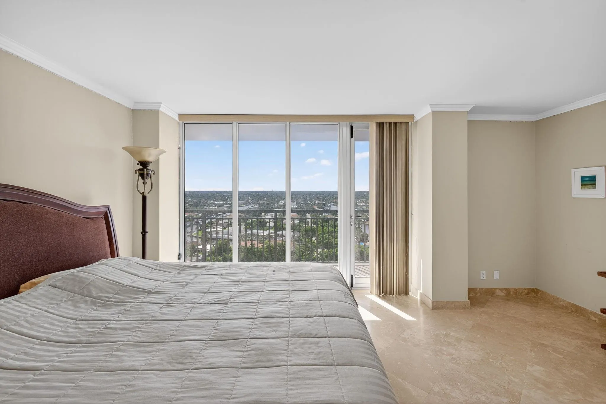4280 Galt Ocean Dr, #14D