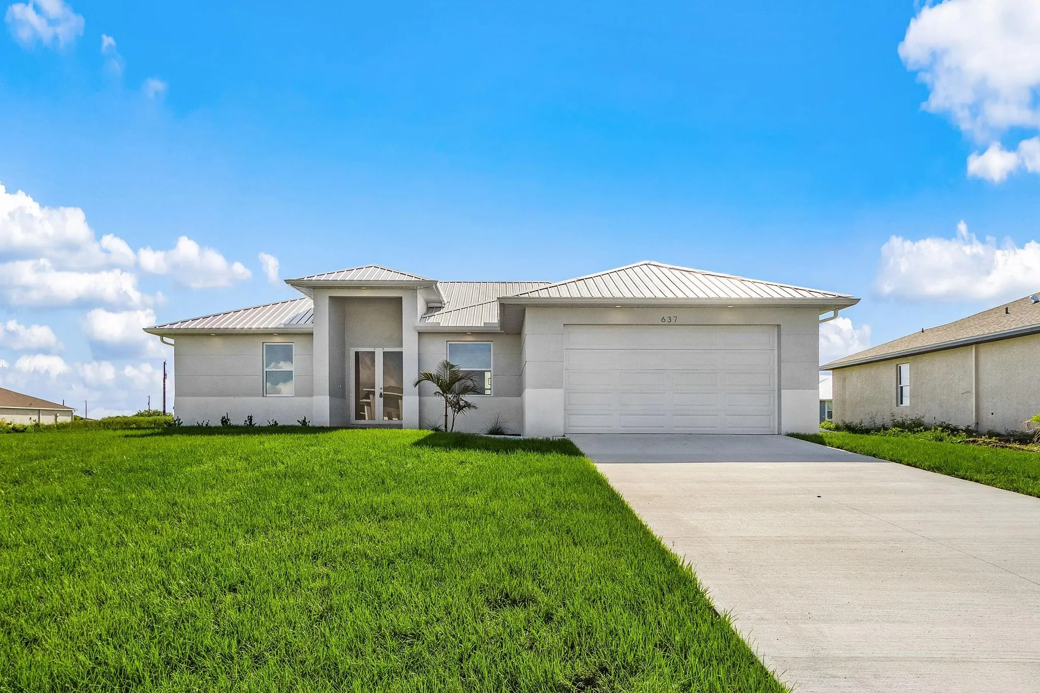 637 Royce Rd