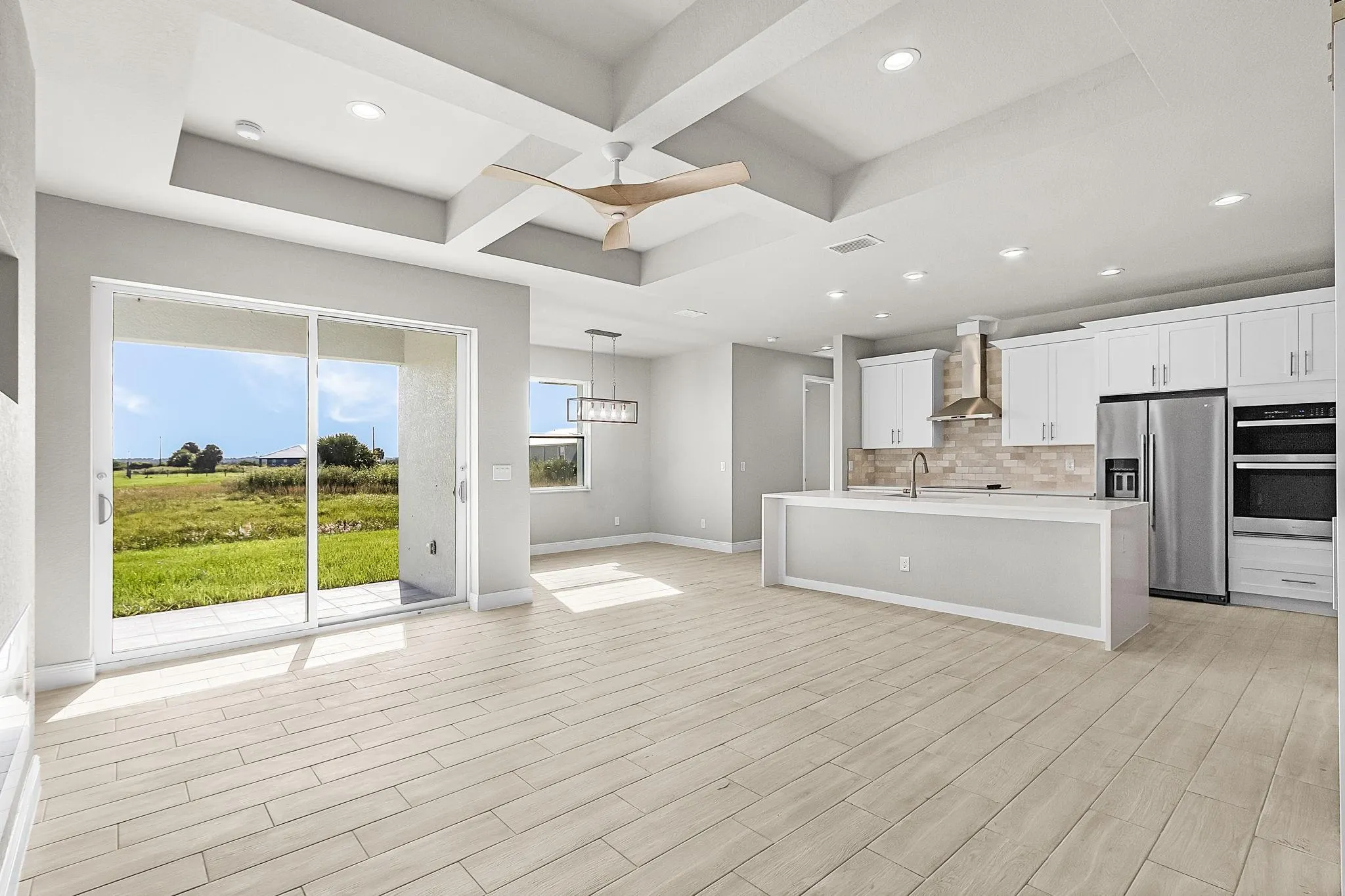 637 Royce Rd
