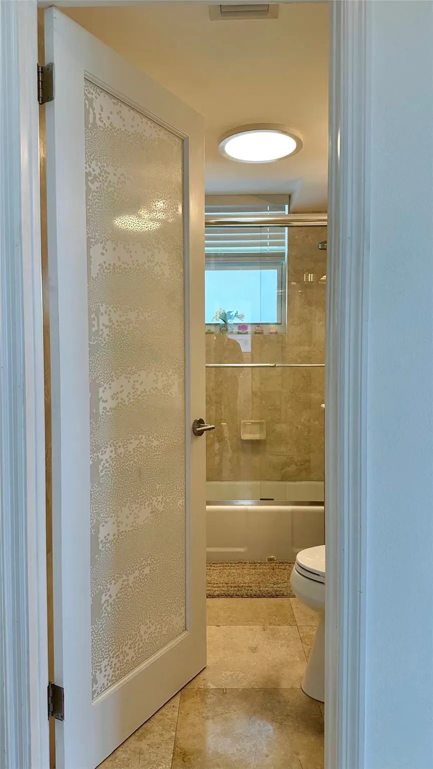 1900 S Ocean Dr, #502