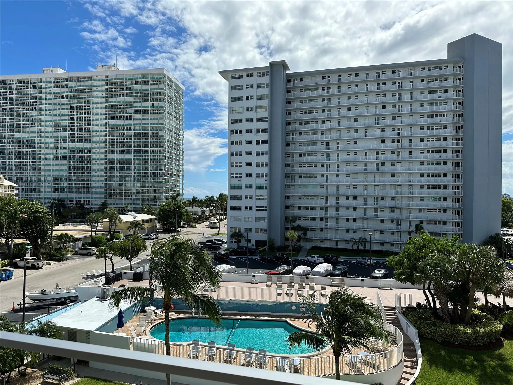 1900 S Ocean Dr, #502