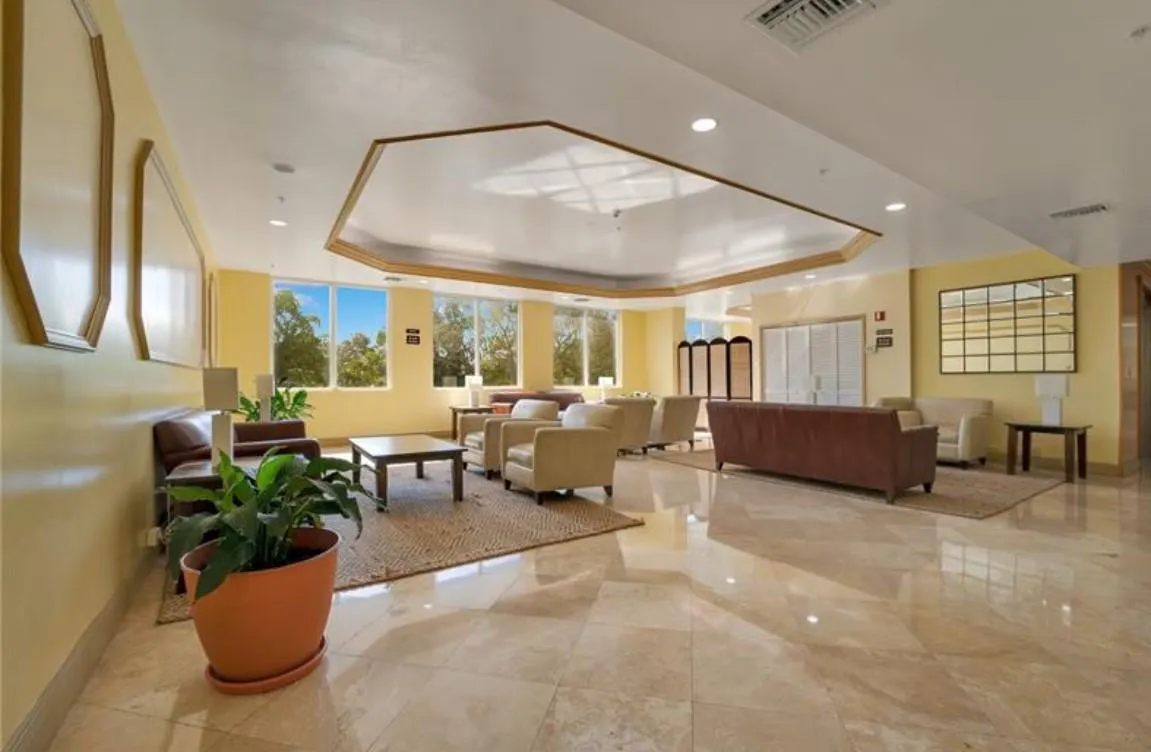 3500 Coral Way, #603