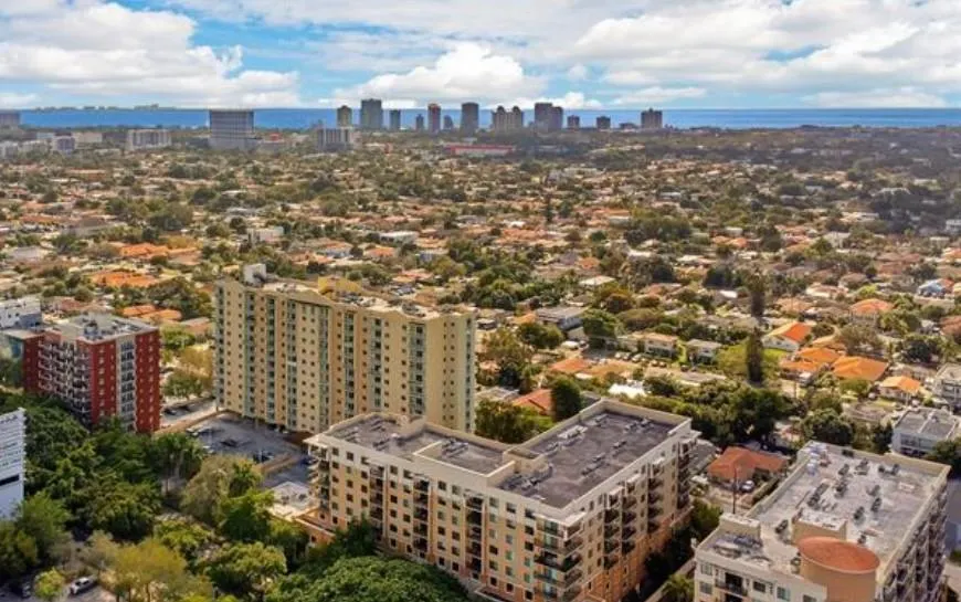 3500 Coral Way, #603