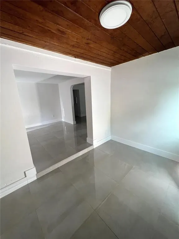 2340 NW 99th Ter